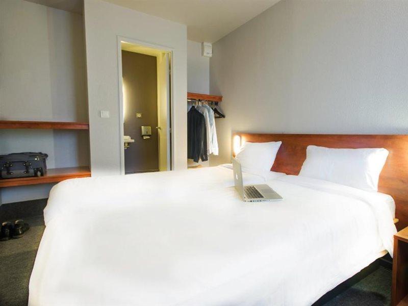 B&B Hotel Avignon 1 르퐁테 외부 사진