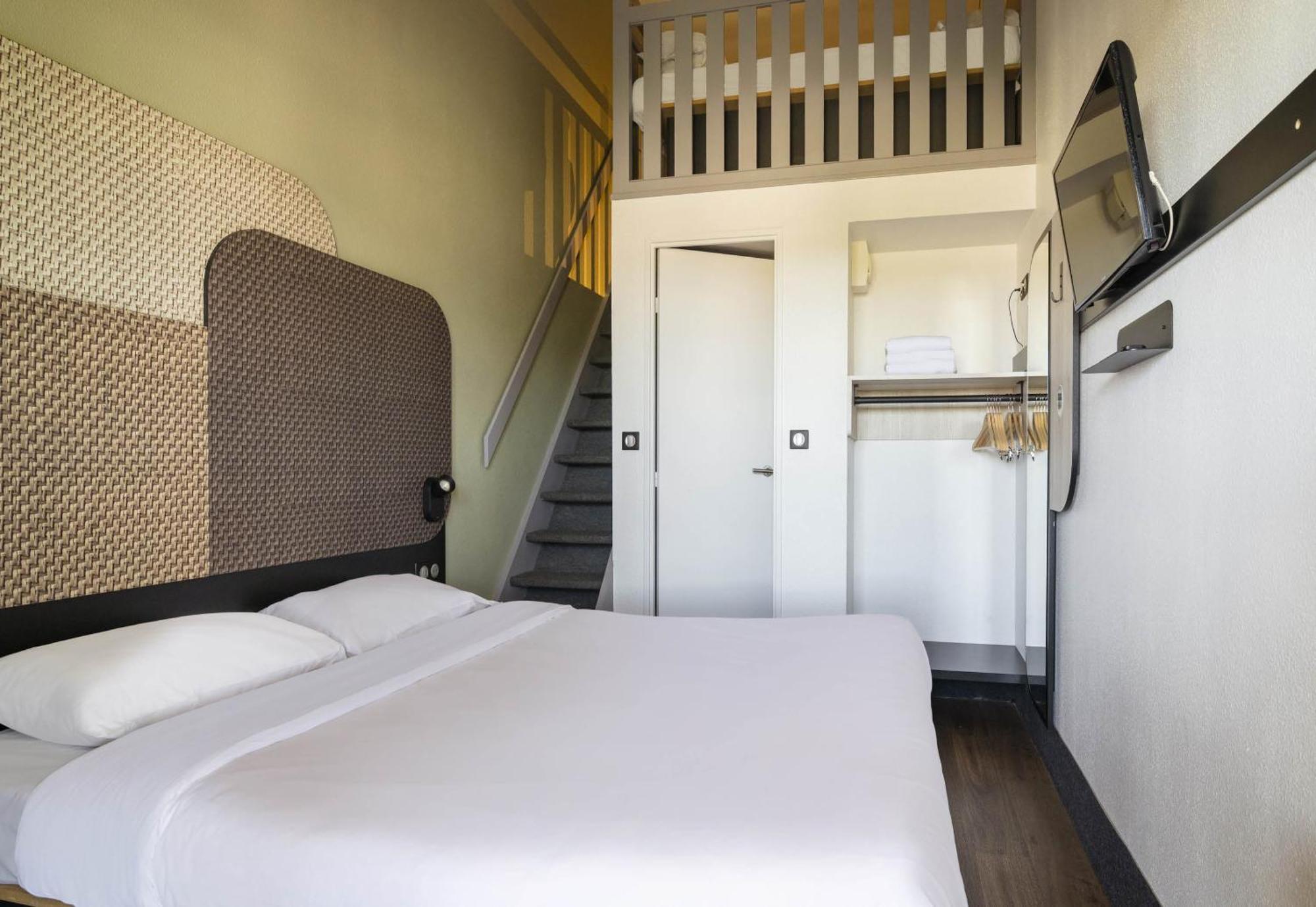 B&B Hotel Avignon 1 르퐁테 외부 사진