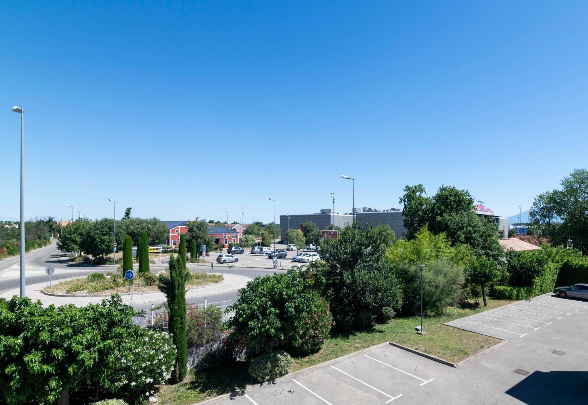 B&B Hotel Avignon 1 르퐁테 외부 사진