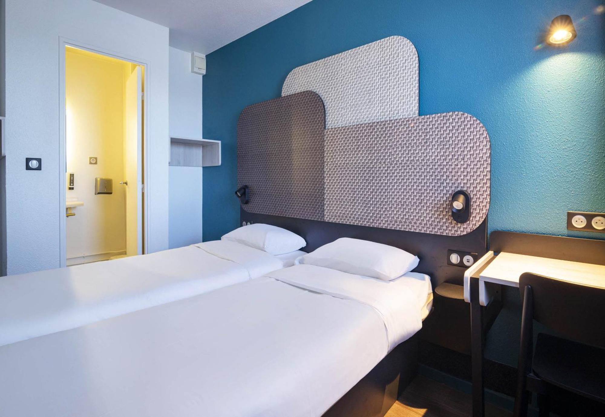 B&B Hotel Avignon 1 르퐁테 외부 사진