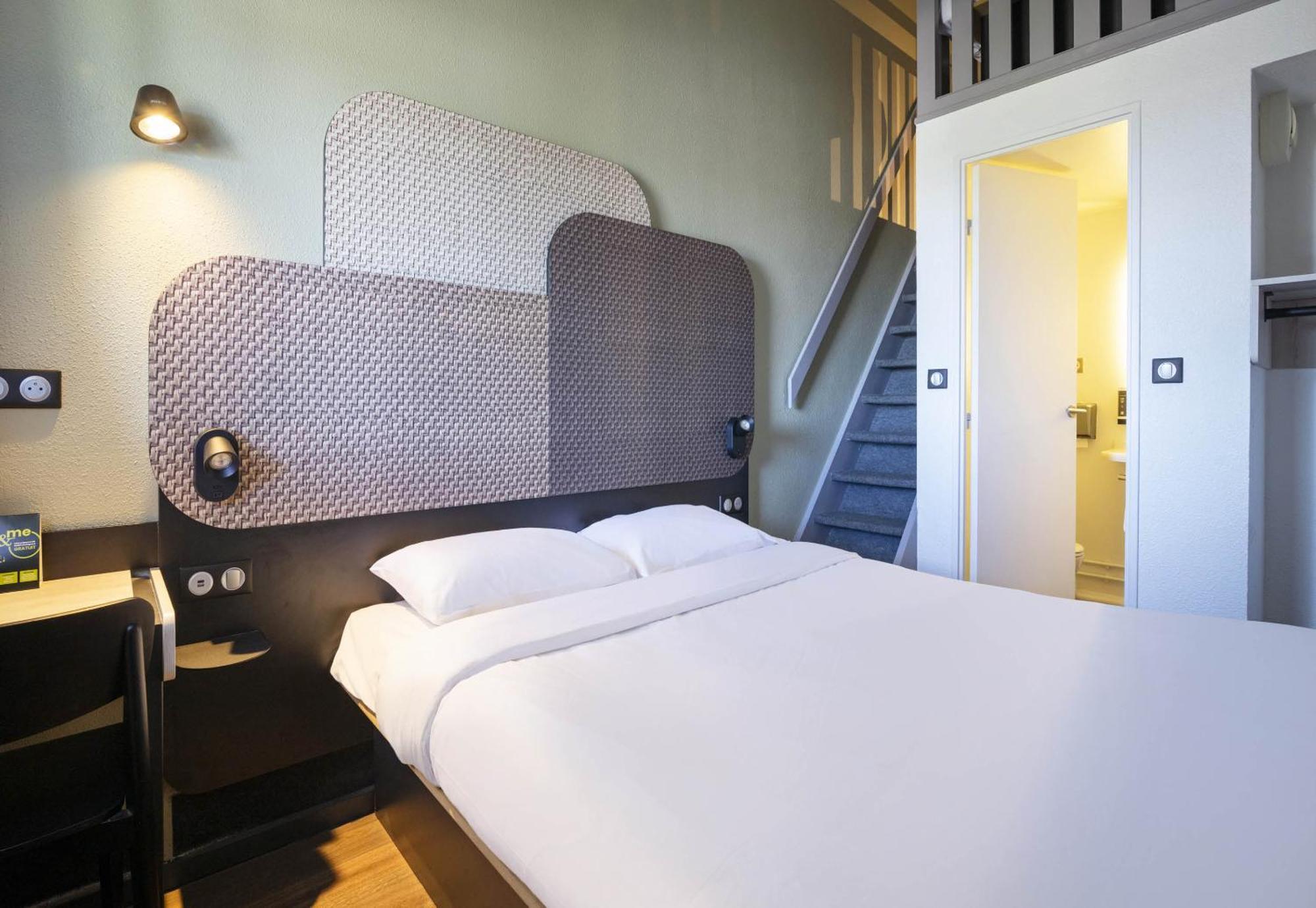 B&B Hotel Avignon 1 르퐁테 외부 사진